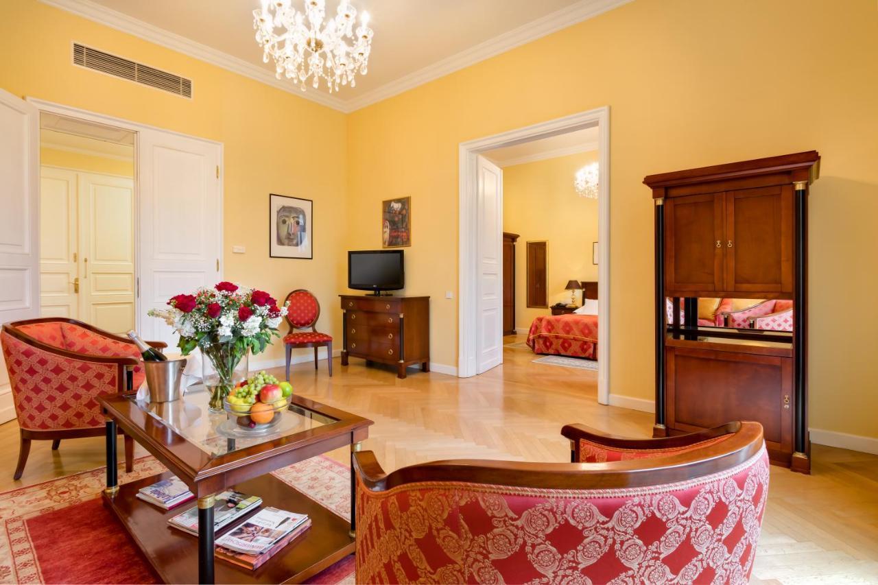 Castle Hotel Grof Degenfeld Superior Tarcal Zewnętrze zdjęcie