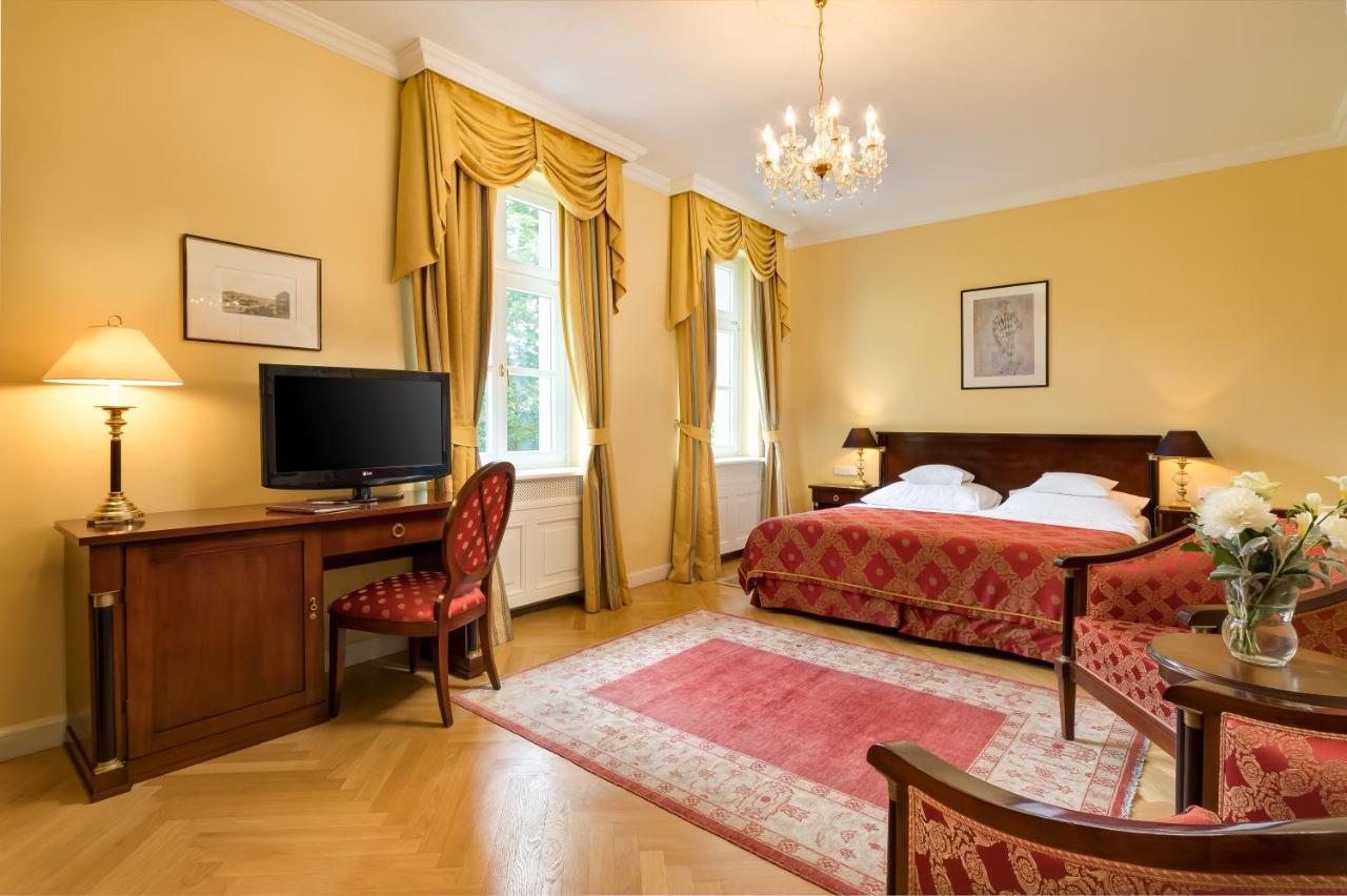 Castle Hotel Grof Degenfeld Superior Tarcal Zewnętrze zdjęcie
