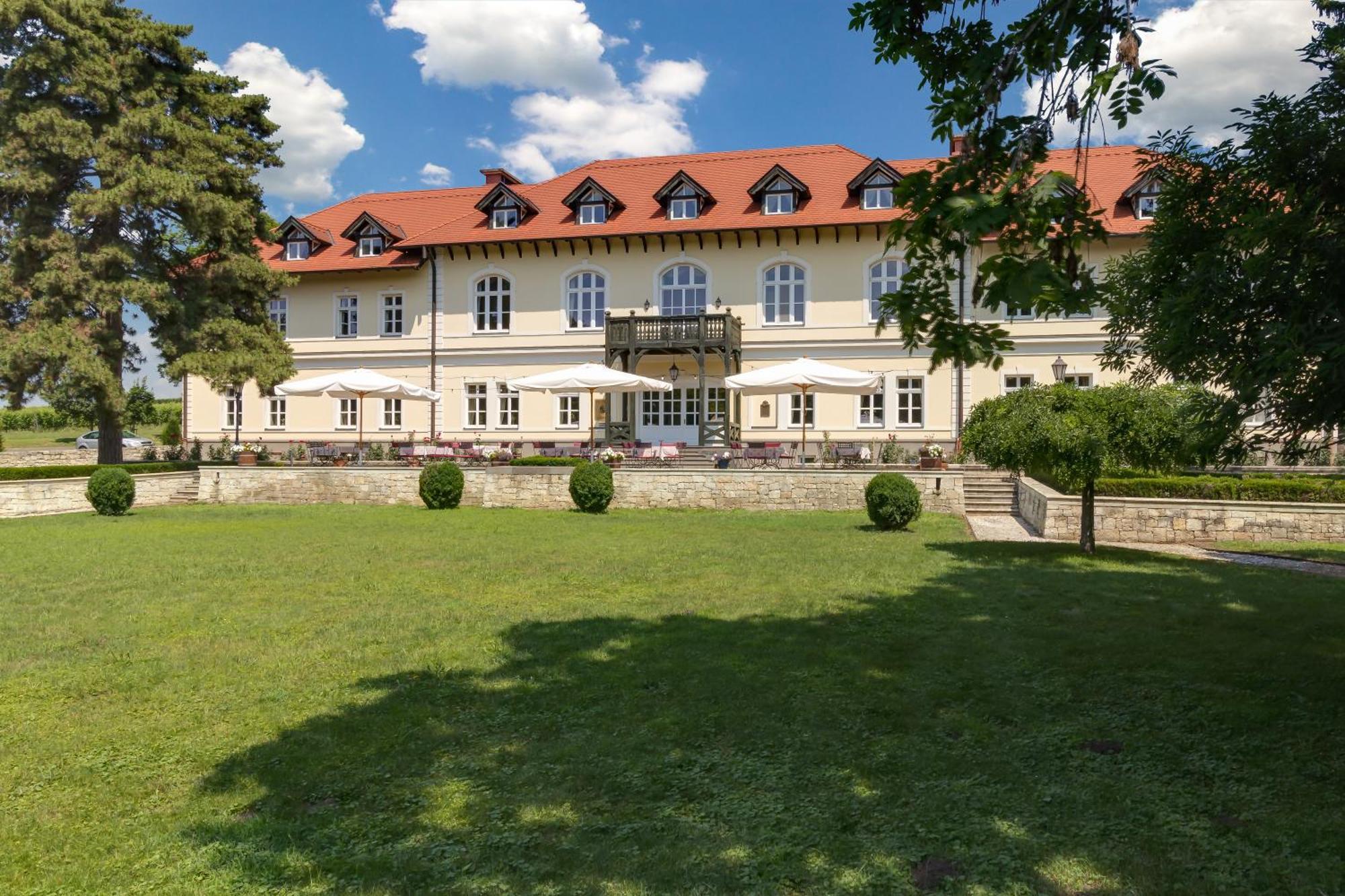 Castle Hotel Grof Degenfeld Superior Tarcal Zewnętrze zdjęcie